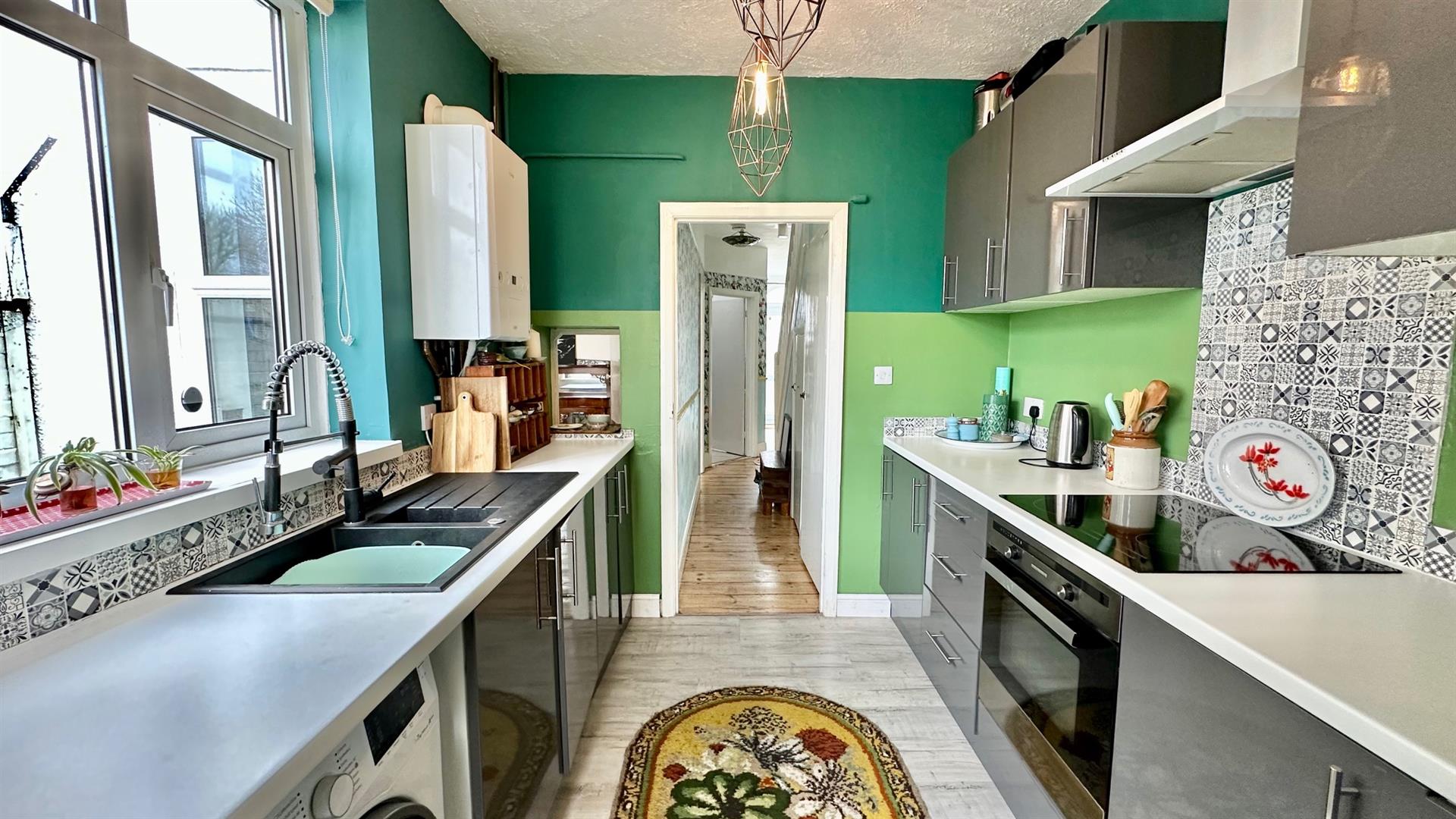 2 bed property in Alma Villas, St. Leonards-On-Sea
